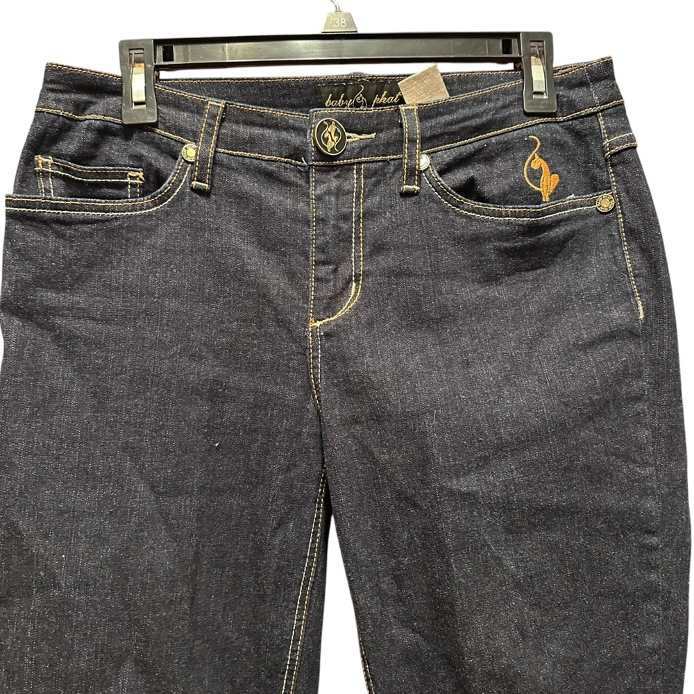 Women’s Baby Phat authentic Capri jeans pants size 9!‎ They look great!